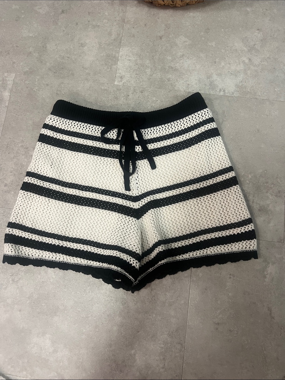 Woven shorts